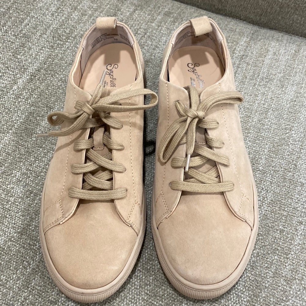 Seychelles tan leather sneakers Women’s Size 10